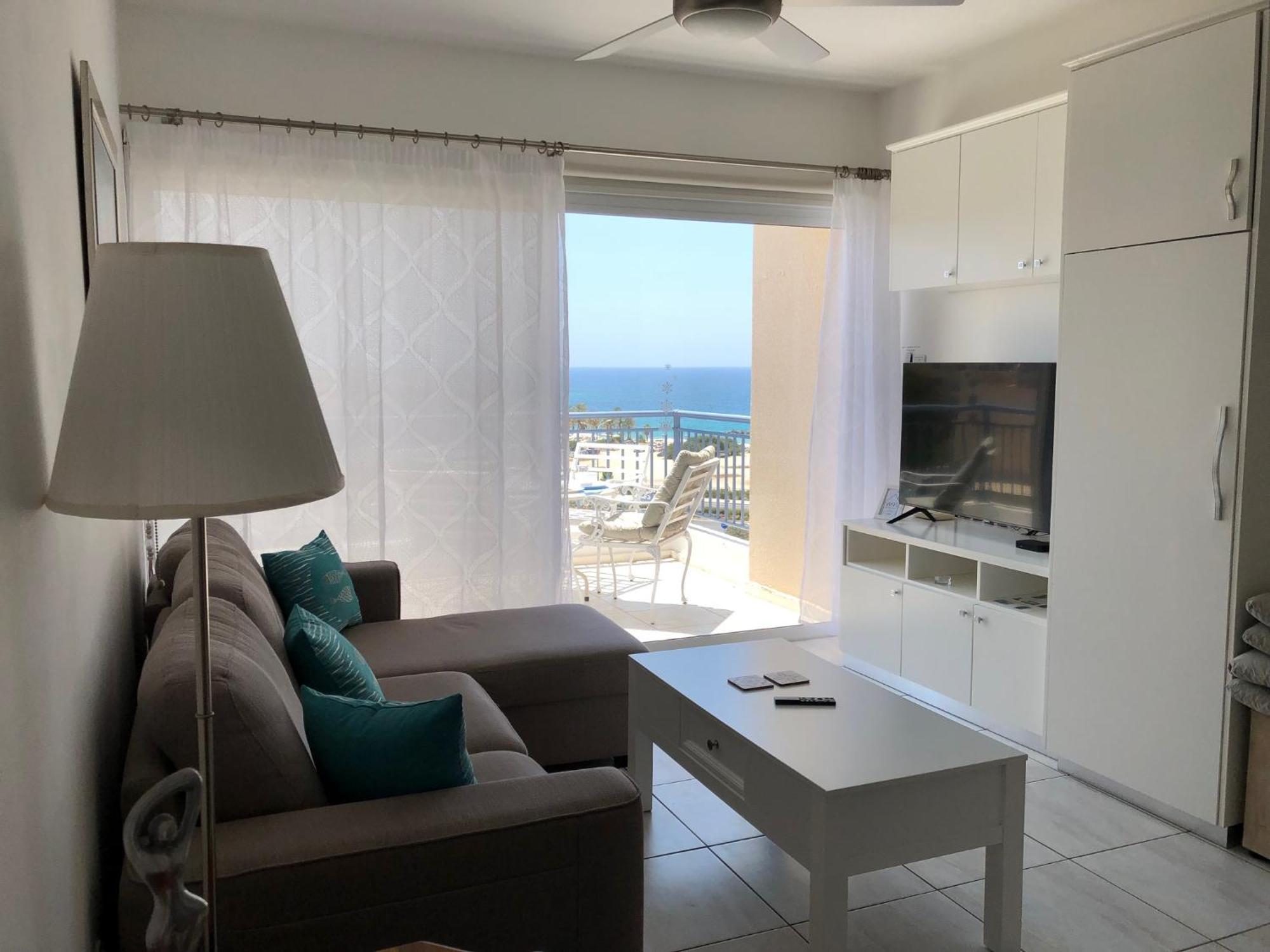 Kings Palace - Modern Penthouse With Incredible Sea Views Пафос Екстериор снимка