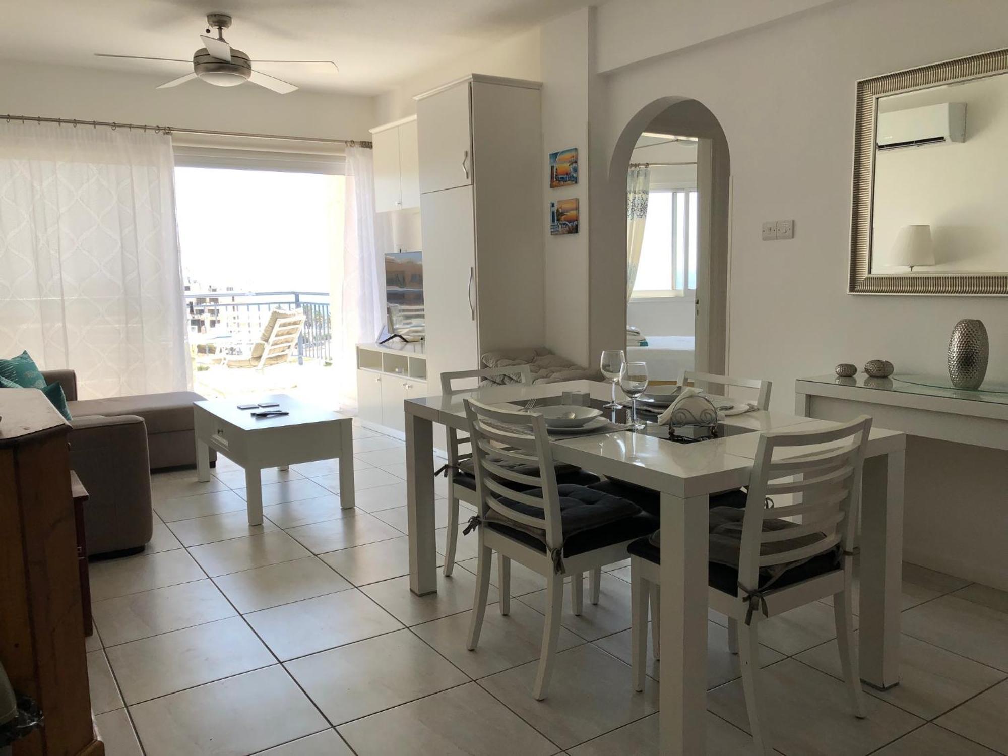 Kings Palace - Modern Penthouse With Incredible Sea Views Пафос Екстериор снимка