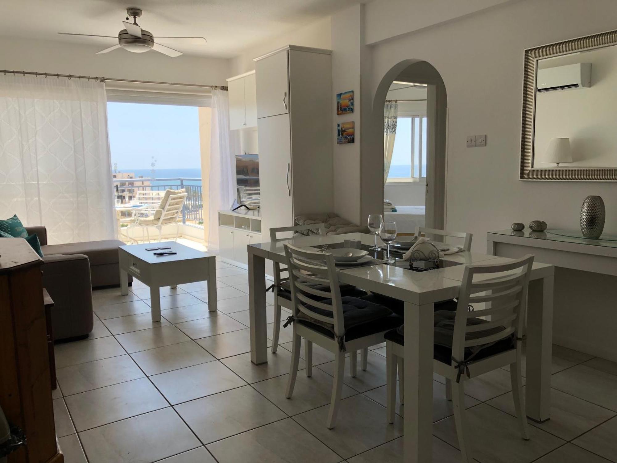 Kings Palace - Modern Penthouse With Incredible Sea Views Пафос Екстериор снимка