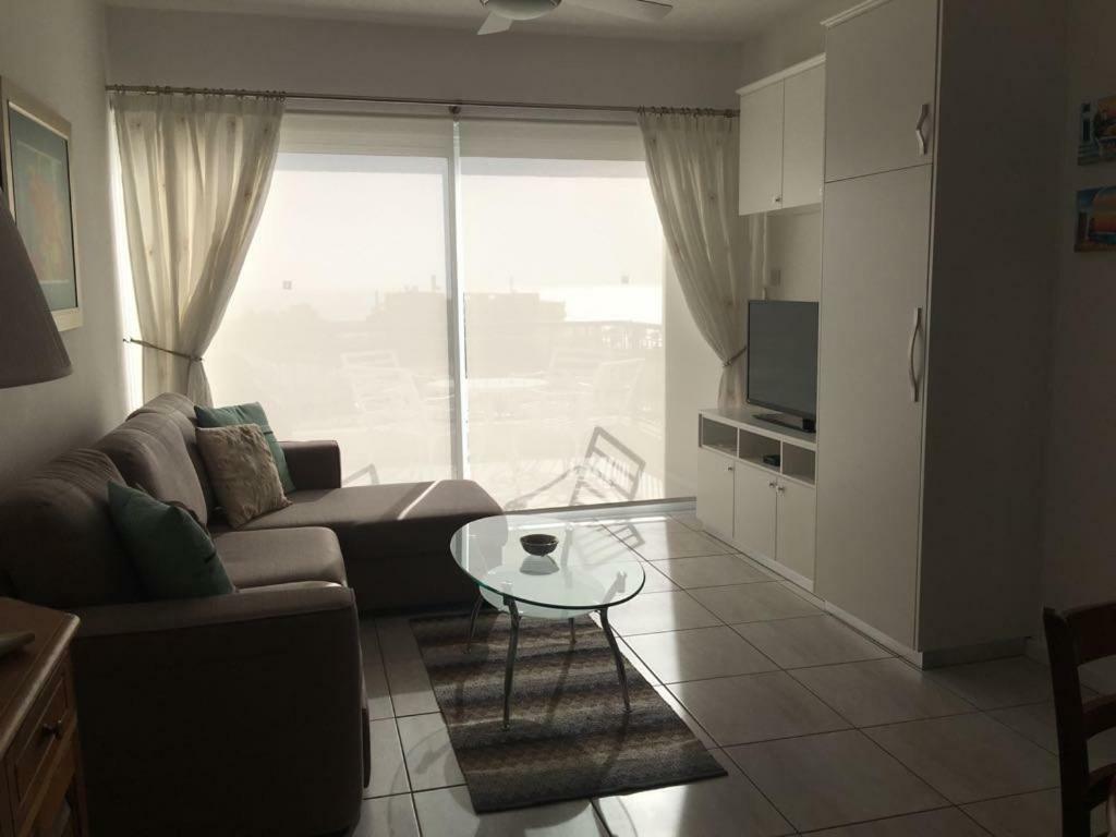 Kings Palace - Modern Penthouse With Incredible Sea Views Пафос Екстериор снимка