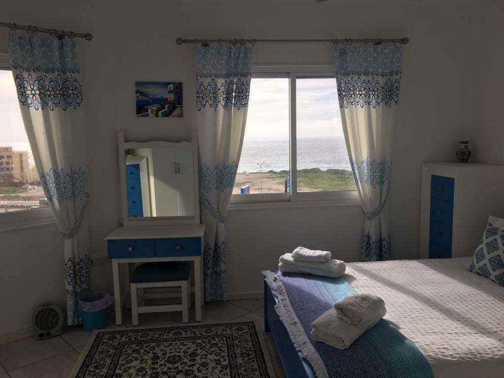 Kings Palace - Modern Penthouse With Incredible Sea Views Пафос Екстериор снимка
